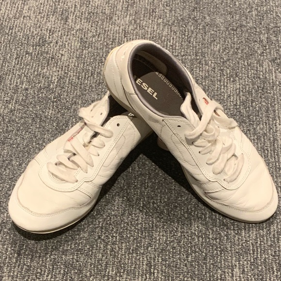 Vintage Diesel Classic White Leather Sneakers Low-Top Minimalist Design - Picture 2 of 6